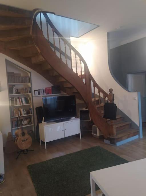 Chambre Dans Appartement De Caractere Dole Exteriér fotografie